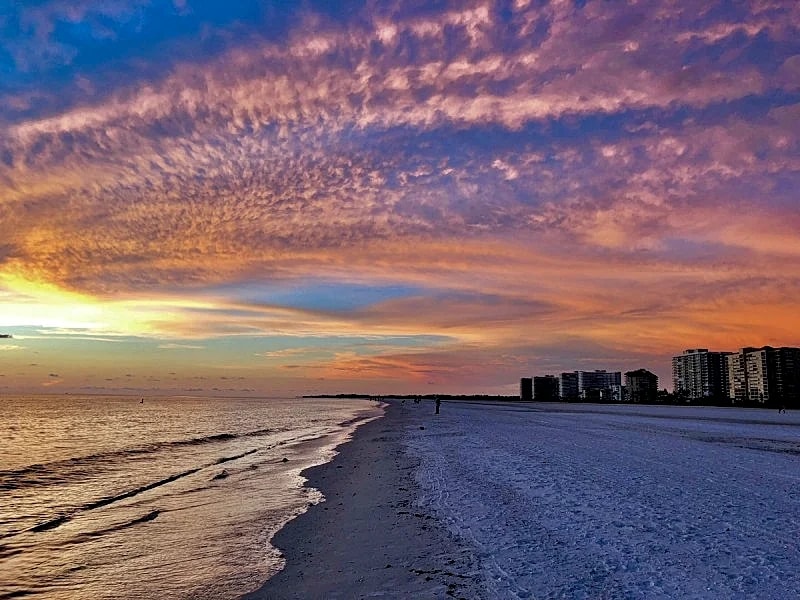 Remodeled Beachfront 1 Bed w/ Beautiful Gulf Views! in Marco Island, Florida, United States — photo 4