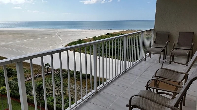 Views Stretching Down Entire Beach I Stunning Beachfront 2 Bed Condo in Marco Island, Florida, United States — photo 2