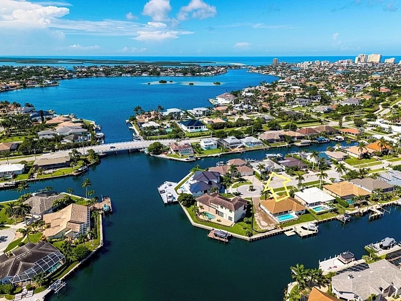 Waterfront 3 Bed Playground in Paradise Awaits in Marco Island, Florida, United States — photo 3