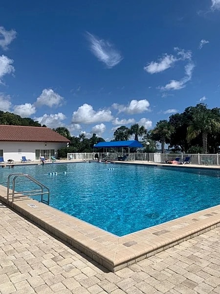 SPECIAL-169 a night ! Peaceful and Cozy Lakefront Home- Pet Friendly in St. Augustine, Florida, United States — photo 3