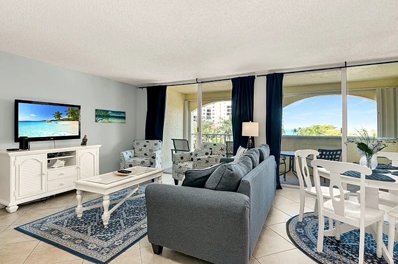 Marco Retreat I Direct Beach Access Across Street in Marco Island, Florida, United States — photo 4