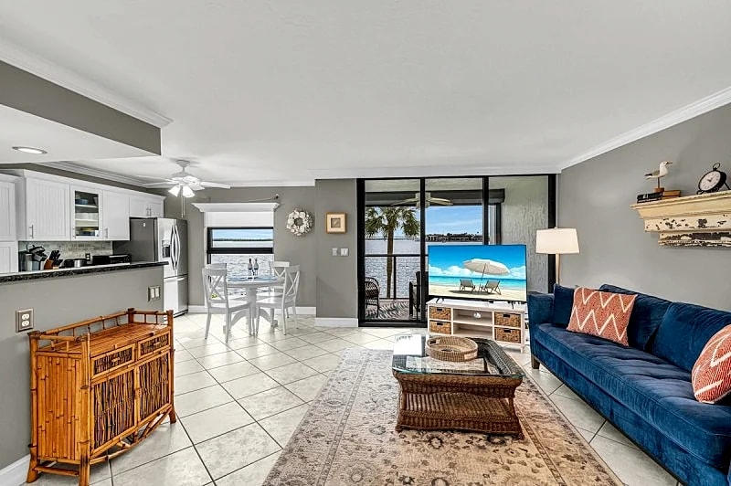Perfect Waterfront Getaway on Marco River in Marco Island, Florida, United States — photo 5