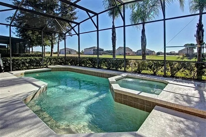 Lovely 4B Villa-South facing pool back to green field-no charge for pool heating in Orlando, Florida, United States — photo 5