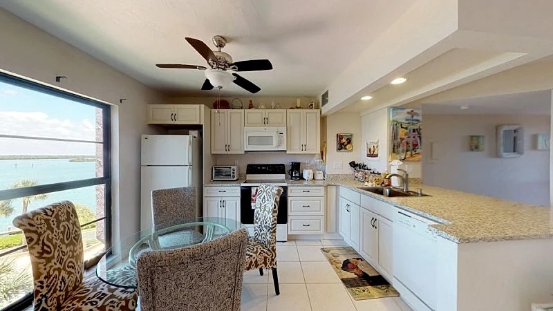 Remodeled Open Floor Plan w/ Wide River Views! in Marco Island, Florida, United States — photo 4