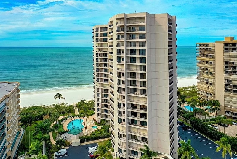 Spacious, Renovated, Beachfront at Sandpiper in Marco Island, Florida, United States — photo 3