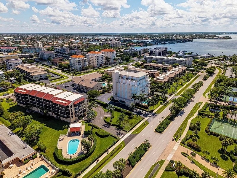 Walk to Beach | Luxe Top-Floor Getaway in Marco Island, Florida, United States — photo 4