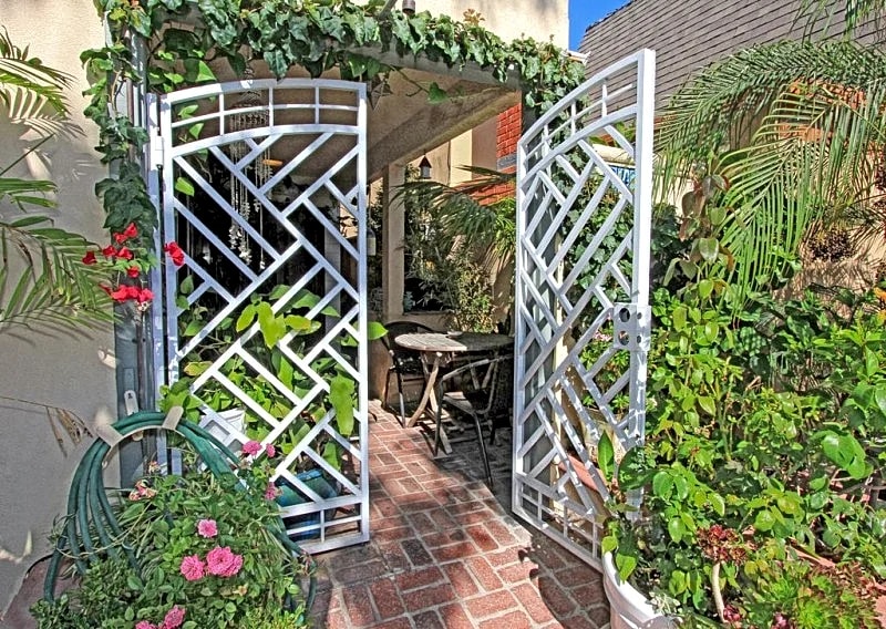 Jungeland Newport Beach Home in Newport Beach, California, United States — photo 2