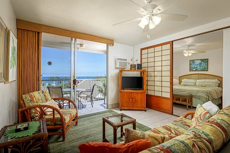 Full ocean view from Kailua Village 602
