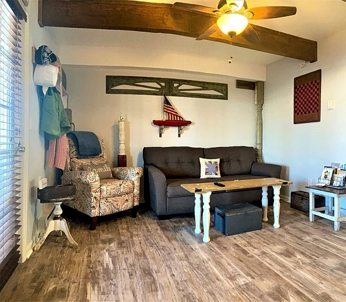 Lovely 2 bedroom Condo with Patio in Seaside Heights, New Jersey, United States — photo 2