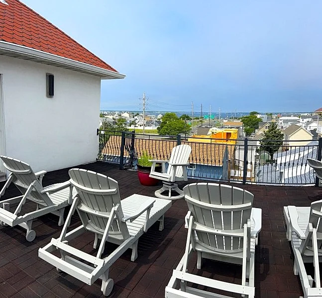 Luxurious 2 bedroom, 2 Bath Great Winter Rental pricing in Seaside Heights, New Jersey, United States — photo 3