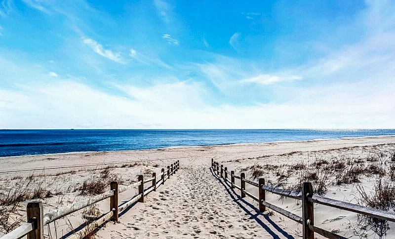 2-Bedrm, 1-Bathrm Perfect location for a family in Seaside Park, New Jersey, United States — photo 4