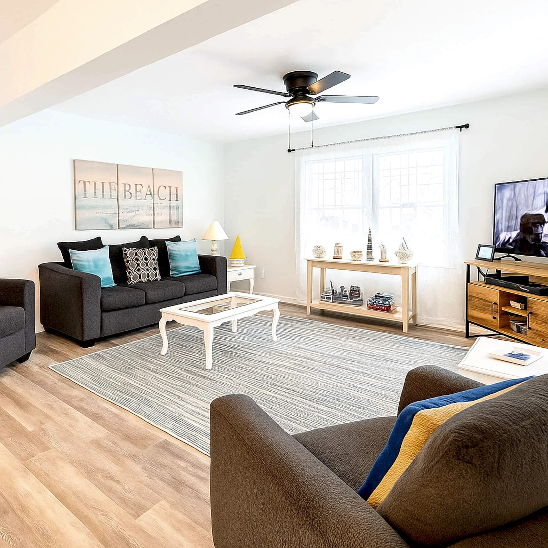Wow. Newly re-done Great Location: 3-Bdrm 3-Bthrm