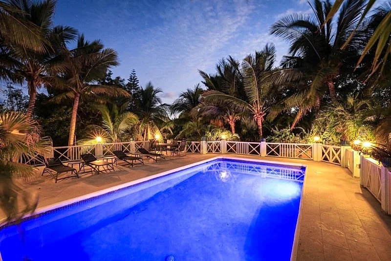 Villa Tropica - Near Grace Bay Beach - Newly Remodelled in Leeward Settlement, Caicos Islands, Turks And Caicos Islands — photo 2