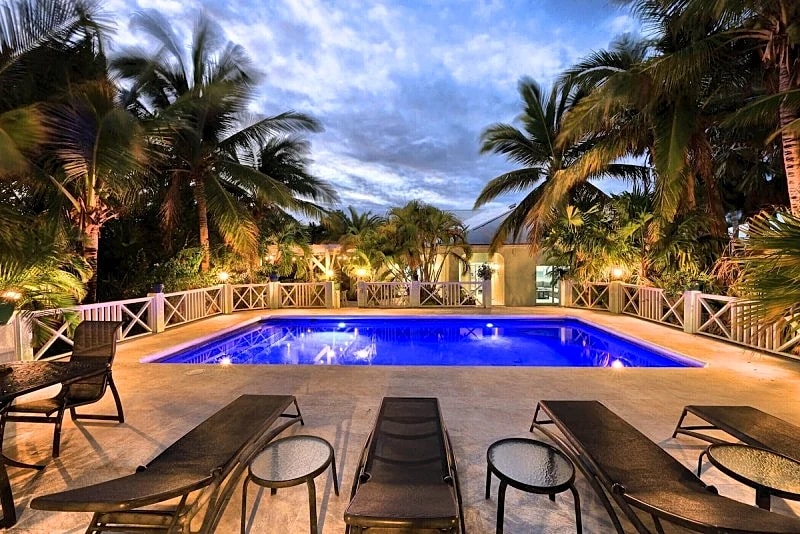 Villa Tropica - Near Grace Bay Beach - Newly Remodelled