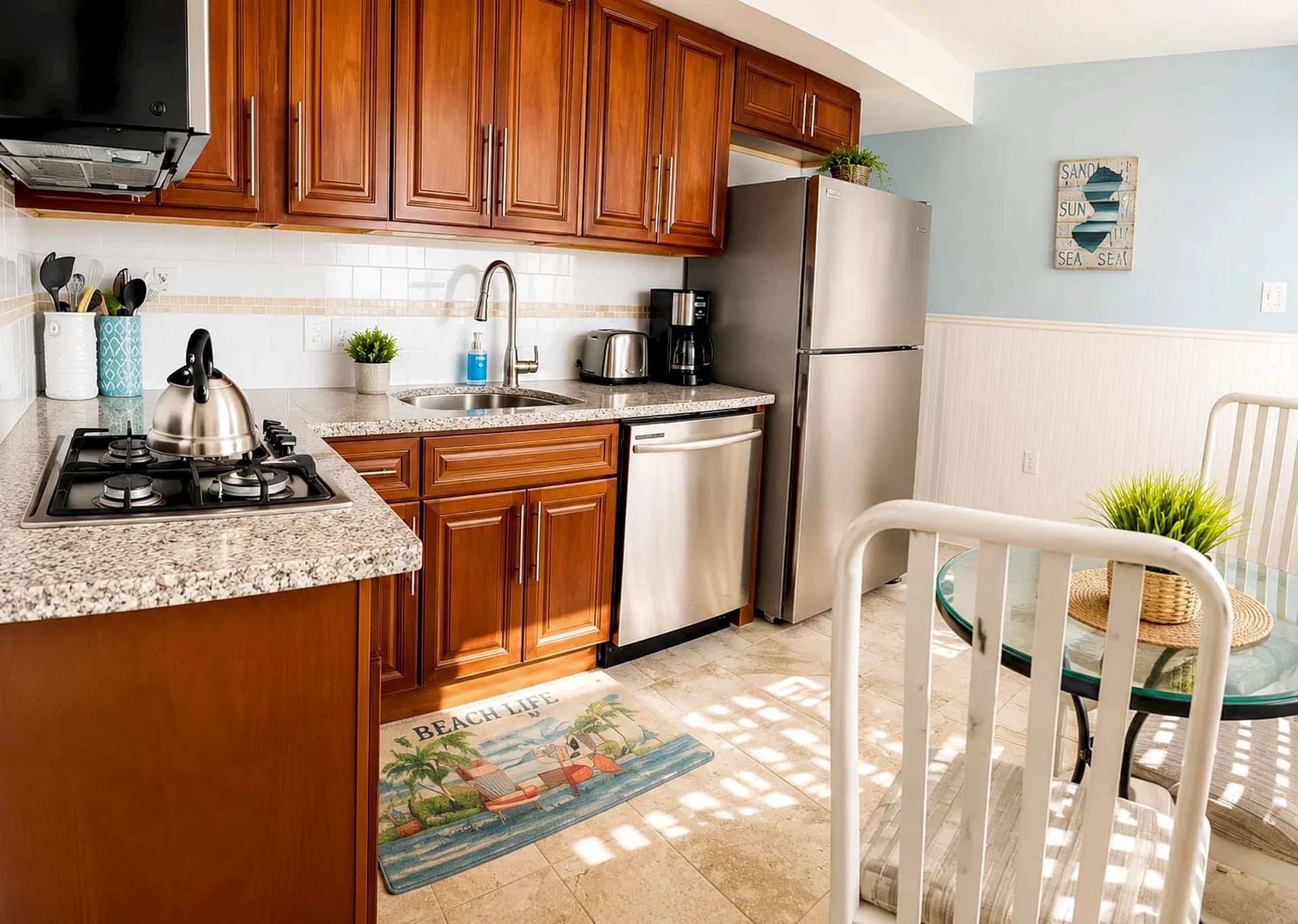 Amazing North End 2-bdrm Beach Block in Seaside Heights, New Jersey, United States — photo 4