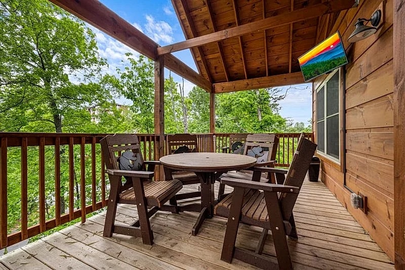 Harmony In The Valley, Dog friendly, hot tub. Pool table