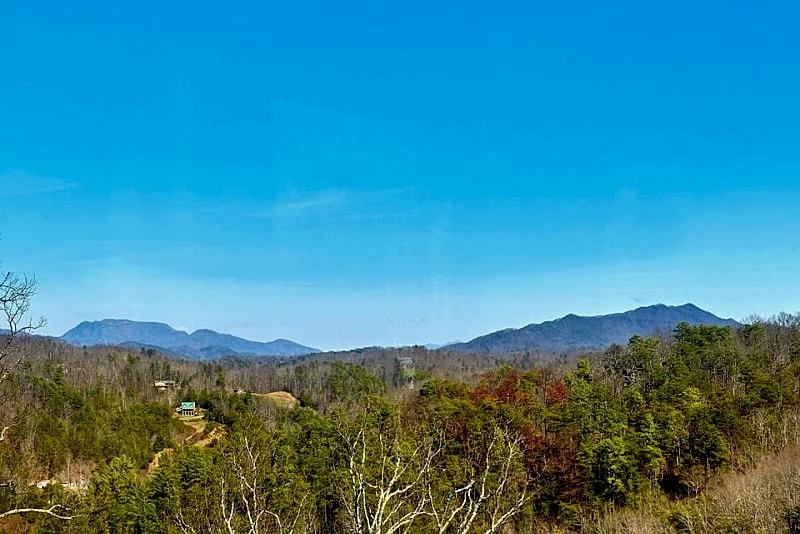 Smoky Mountain Serenity w/ Mtn Views, Hot Tub & Game Room in Sevierville, Tennessee, United States — photo 4