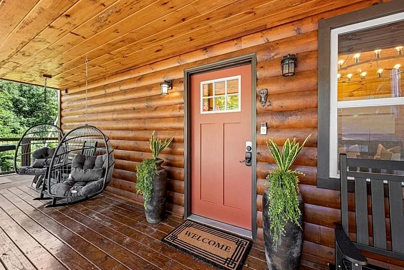 Pinecone Hideaway Cabin w/ with Deck, Firepit, Gameroom in Sevierville, Tennessee, United States — photo 4