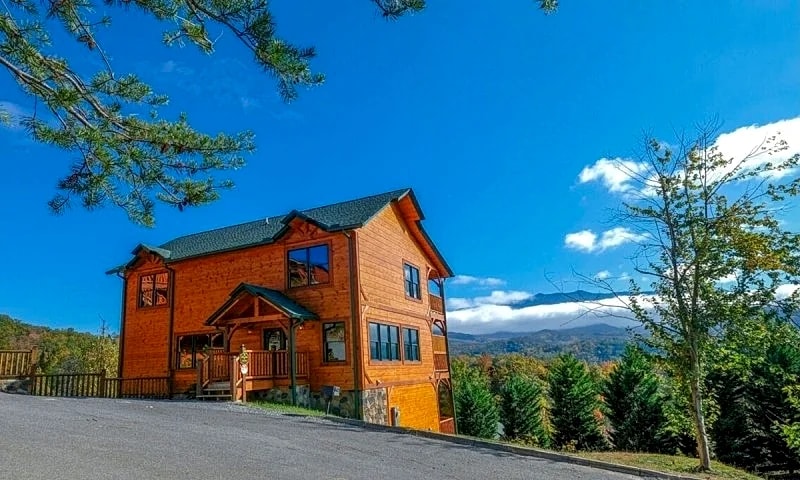 Splash N Views: Private Indoor Pool, Hot Tub, Game Area in Gatlinburg, Tennessee, United States — photo 3