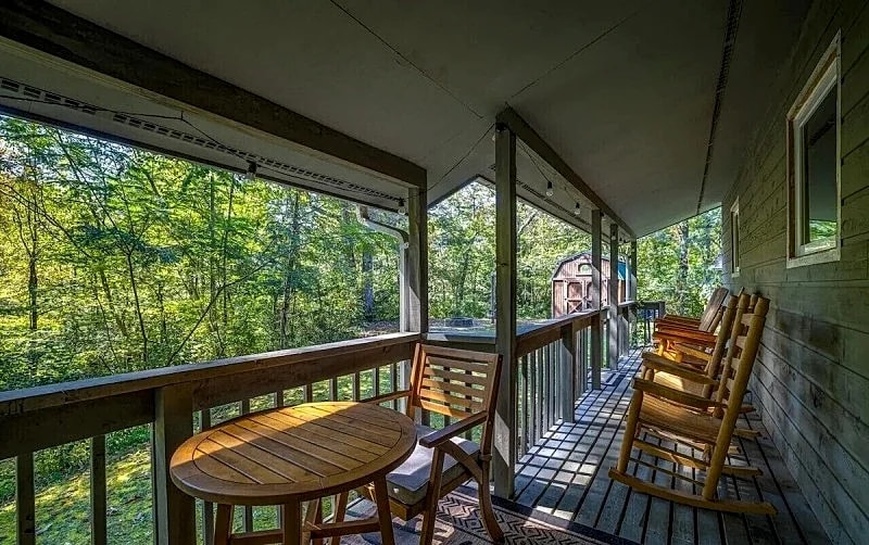 The Backyard Bear Rustic Cabin: Firepit, Wood Fireplace in Gatlinburg, Tennessee, United States — photo 4