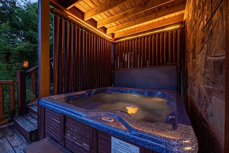 Great View, Hot Tub, Theater, Grill & Fireplace, Free attractions! in Sevierville, Tennessee, United States — photo 2