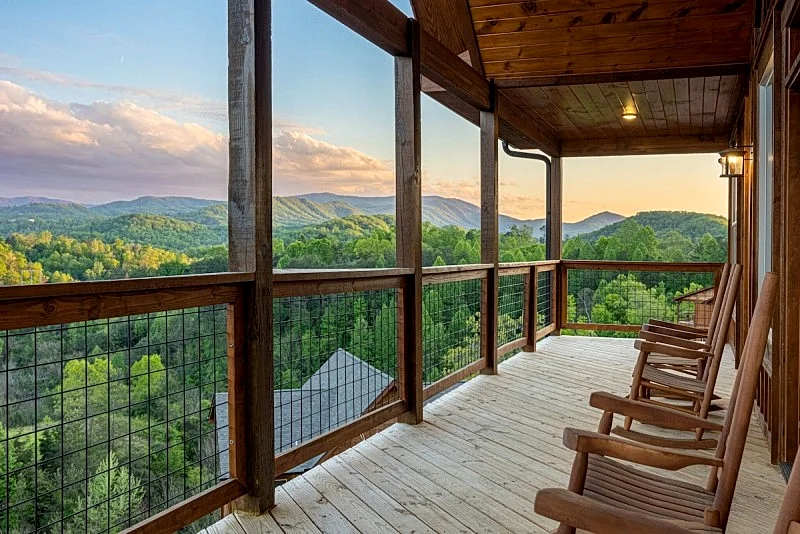 Smoky Mountain Paradise! Private Pool, Gameroom, Hot Tub