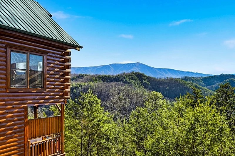 Mystic Sunrise Cabin w/ Hot tub, Game Room, Jacuzzi Tub in Sevierville, Tennessee, United States — photo 2