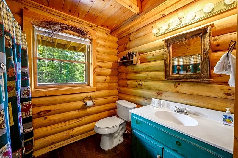 Wilderness Theater & Lodge! Hot Tub, Pool Table, PingPong in Pigeon Forge, Tennessee, United States — photo 5