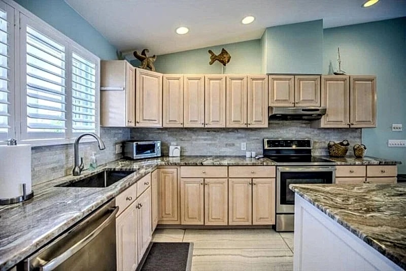 Splash Into Me! 3 BR Key Colony with Dockage & Pvt Pool in Key Colony Beach, Florida, United States — photo 5