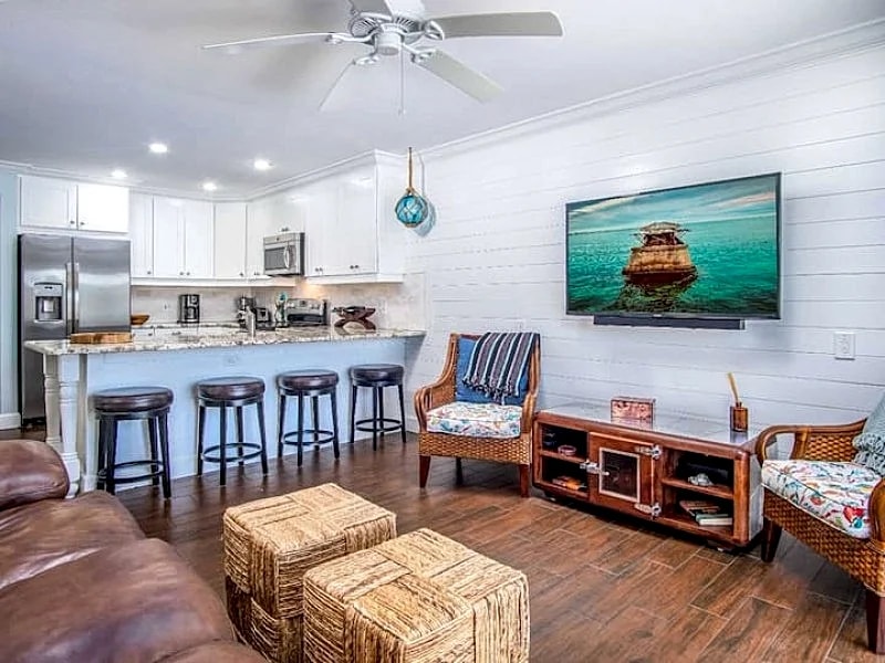 Blue Buoy 1 BR, 1BA Condo w/ Boat Slip & Shared Pool in Marathon, Florida, United States — photo 4