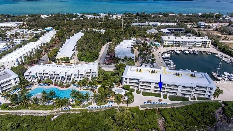 Mariners Club #314 3BR Beachfront Condo w/ Ocean Views in Key Largo, Florida, United States — photo 3