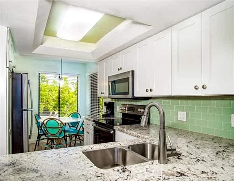 Marathon Key Beach Club C201 2BR Condo in the Florida Keys in Marathon, Florida, United States — photo 3