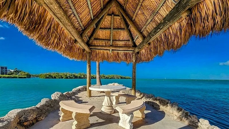 Vaca Cut Sunsets 5 bed 4 bath home with pool Gulf Views in Marathon, Florida, United States — photo 2