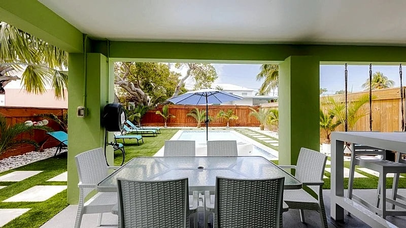 Vaca Vista 3 bed 3 bath pool and 2 jacuzzi`s 60 ft Dockage in Marathon, Florida, United States — photo 2