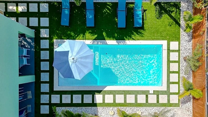 Vaca Vista 3 bed 3 bath pool and 2 jacuzzi`s 60 ft Dockage in Marathon, Florida, United States — photo 4