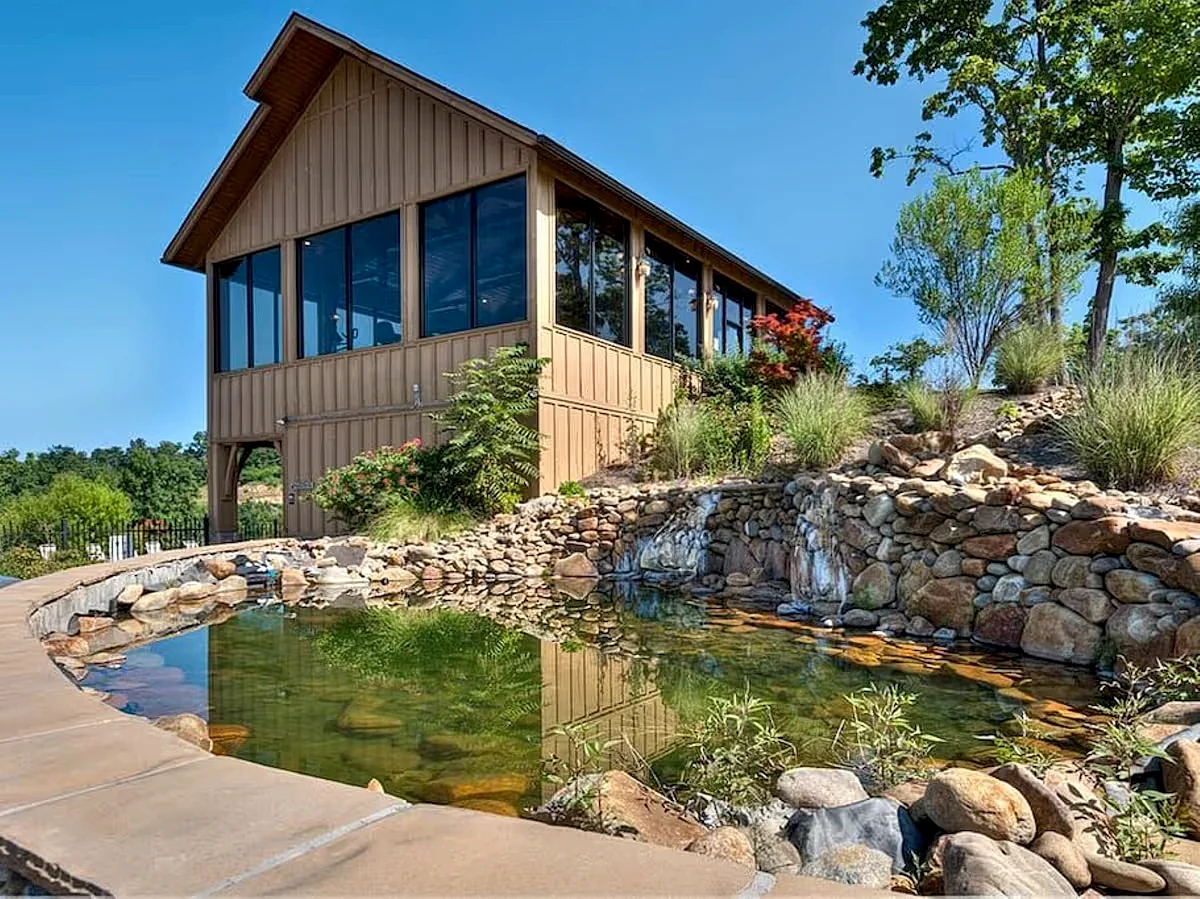 Romantic Escape with panoramic Mountain Views, great location 2.5 steps to enter in Sevierville, Tennessee, United States — photo 3