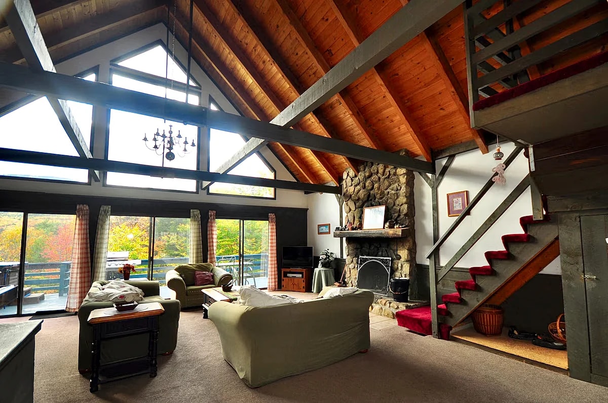 North Conway Chalet with Private Hot Tub & Mtn. Views in Conway, New Hampshire, United States — photo 4