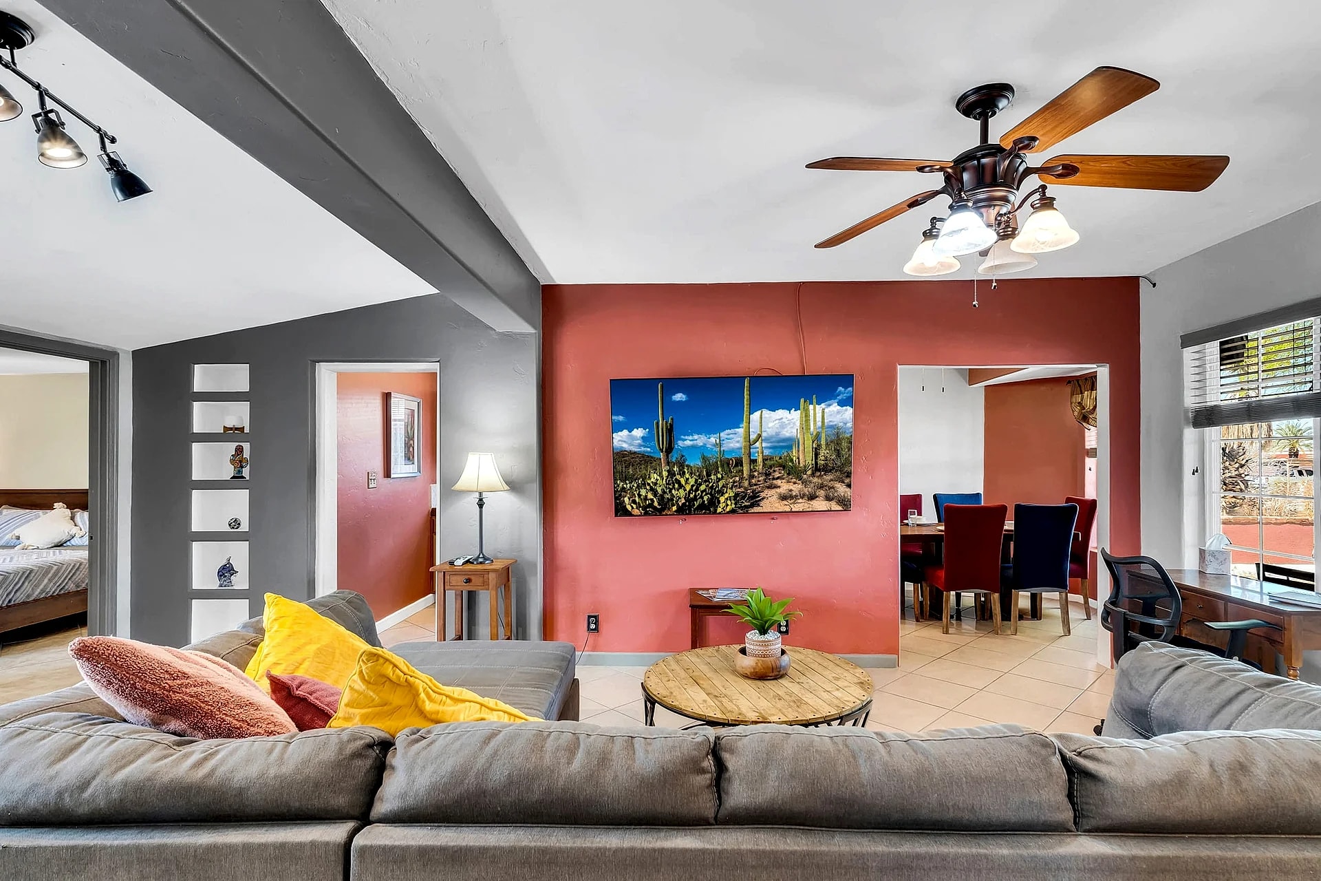 Central Tucson Gem – Walkable, Spacious & Comfy! in Tucson, Arizona, United States — photo 1
