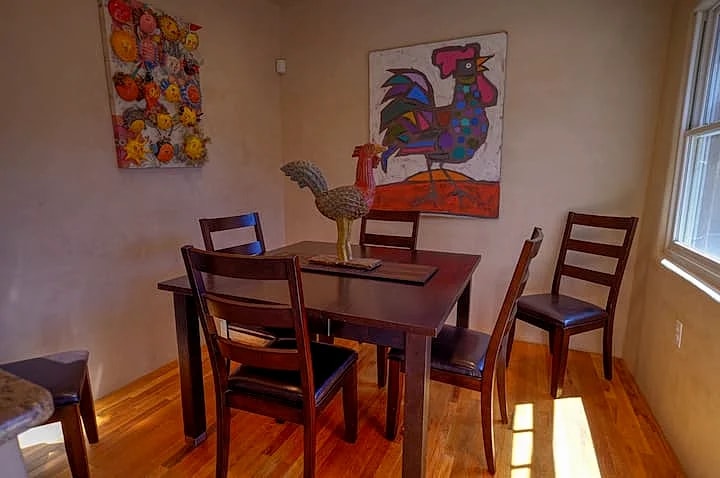 Sherrie's Place, Casas de Guadalupe, Elegant Home in Santa Fe, New Mexico, United States — photo 4