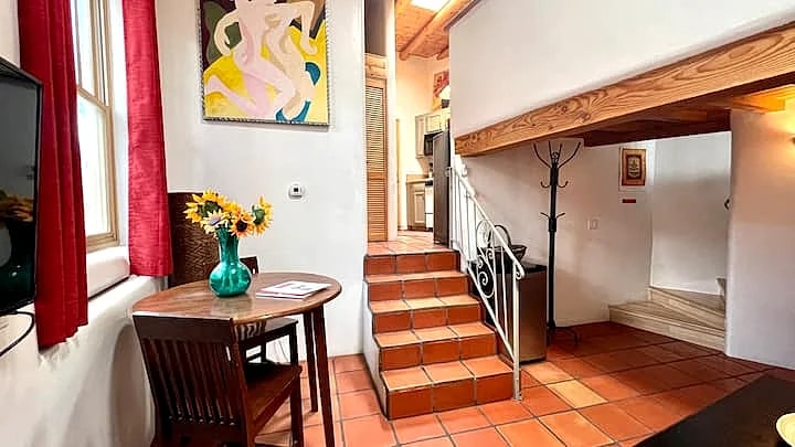 Casas de Guadalupe, Casita C-Romantic 1 Bedroom Loft in Santa Fe, New Mexico, United States — photo 4