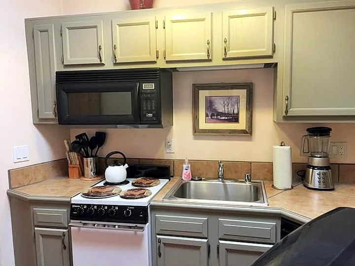 Casas de Guadalupe, Casita C-Romantic 1 Bedroom Loft in Santa Fe, New Mexico, United States — photo 2