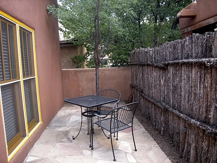 Casas de Guadalupe, Casita C-Romantic 1 Bedroom Loft in Santa Fe, New Mexico, United States — photo 5