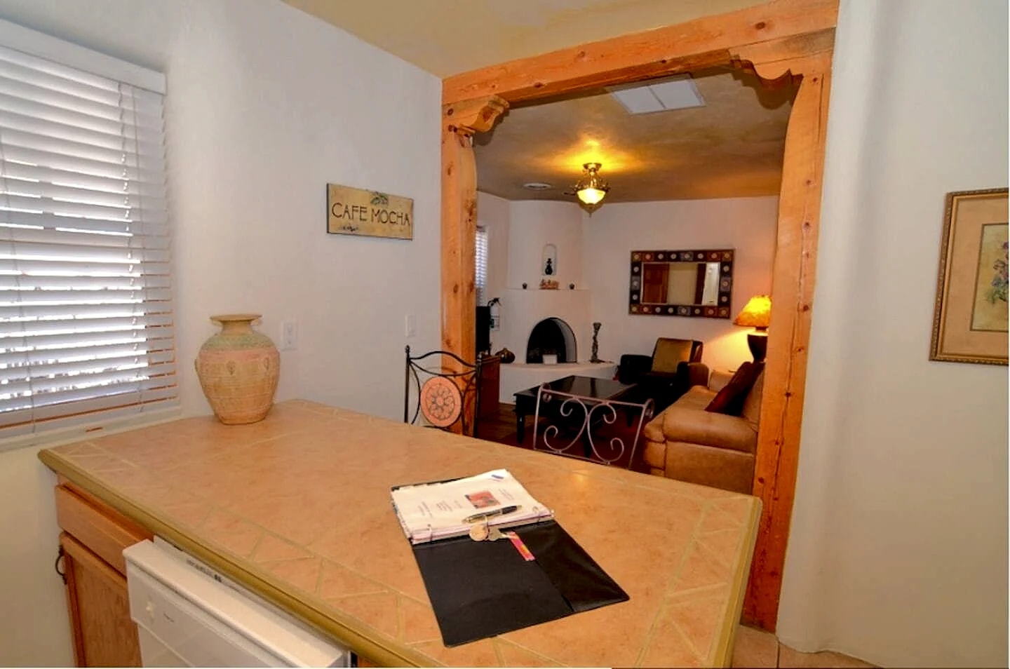 Casita D, Casas de Guadalupe Walk to the Plaza in Santa Fe, New Mexico, United States — photo 3
