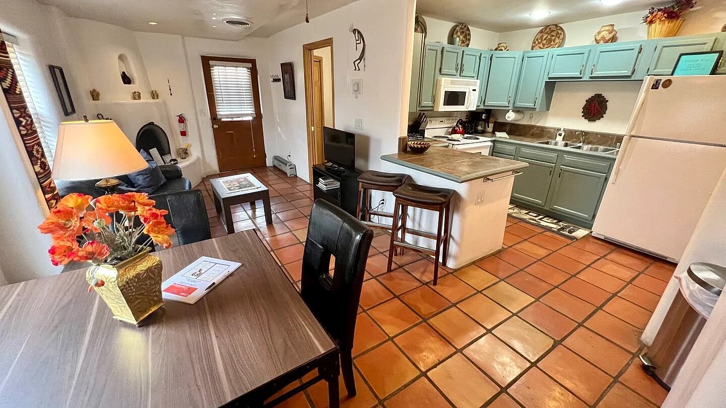 Casita E, Casas de Guadalupe, 2 story with balcony in Santa Fe, New Mexico, United States — photo 3