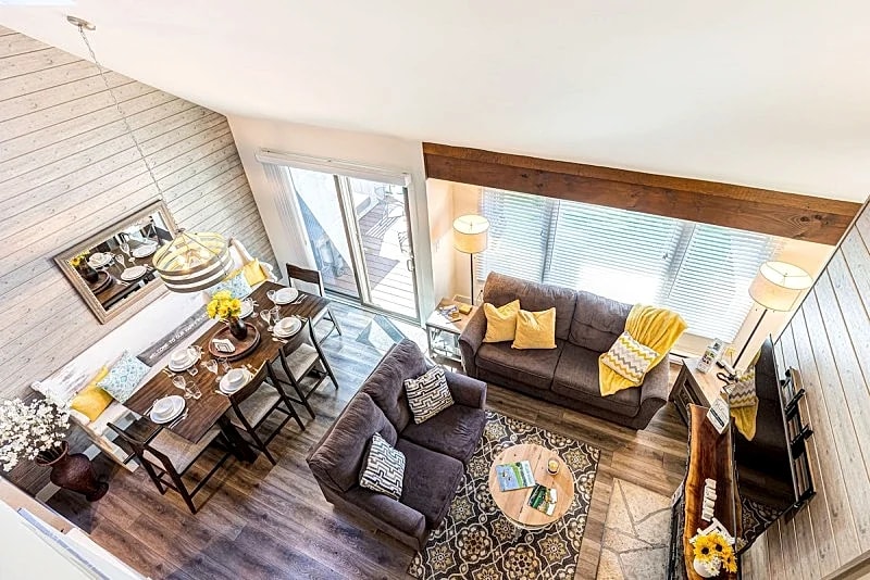2 Bedroom +Loft, 2 bath townhouse in The Galena Territory