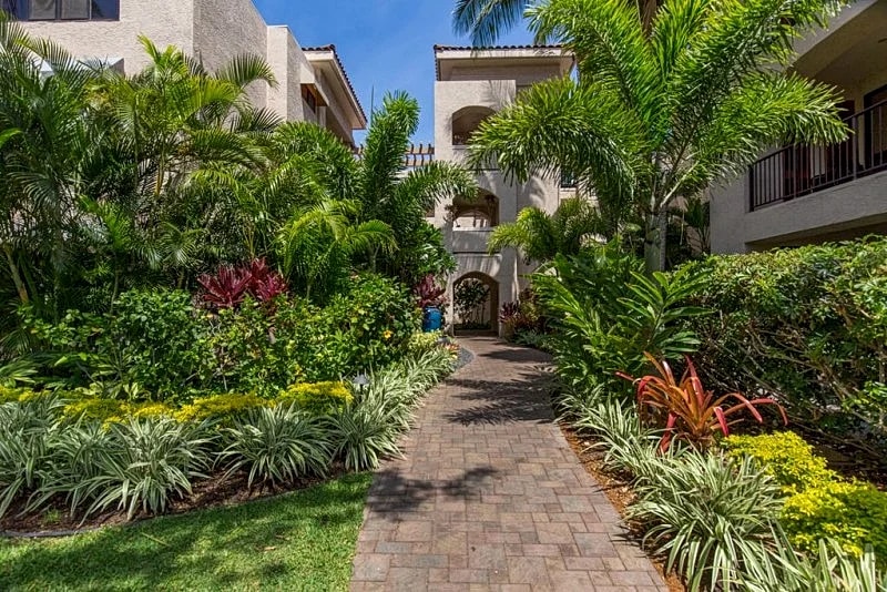 SPECTACULAR !! Ground Floor Condo Sleeps 5 Golf ,Tennis ,.Gym Pool, Jacuzzi in Waikoloa Village, Hawaii, United States — photo 4