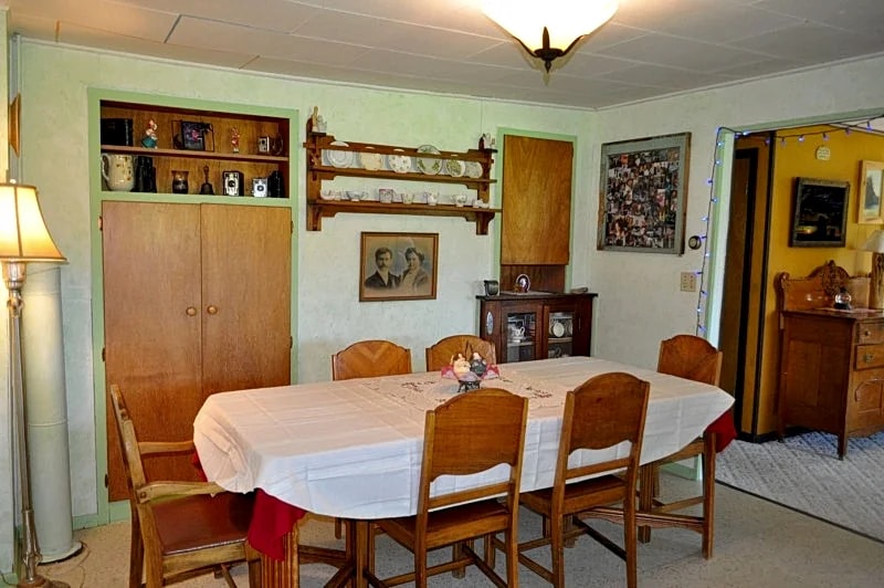 Berry Eagle Retreat: Private Farmhouse on 80 Acres in Deadwood, South Dakota, United States — photo 5