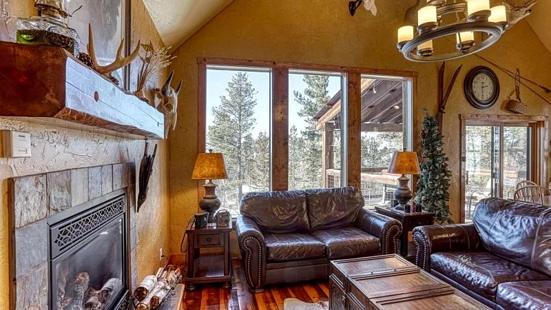 Big Pine Lodge: Black Hills 4 Bed, 2 Bath Cabin Rental at Terry Peak Ski Area in Lead, South Dakota, United States — photo 3