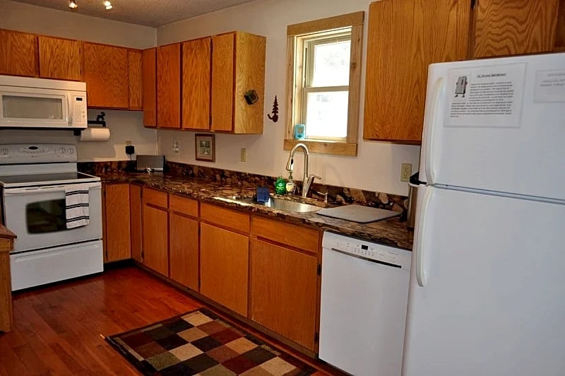 Buffalo Loft | Terry Peak Ski Area Cabin Rental w/ Hot Tub in Lead, South Dakota, United States — photo 5