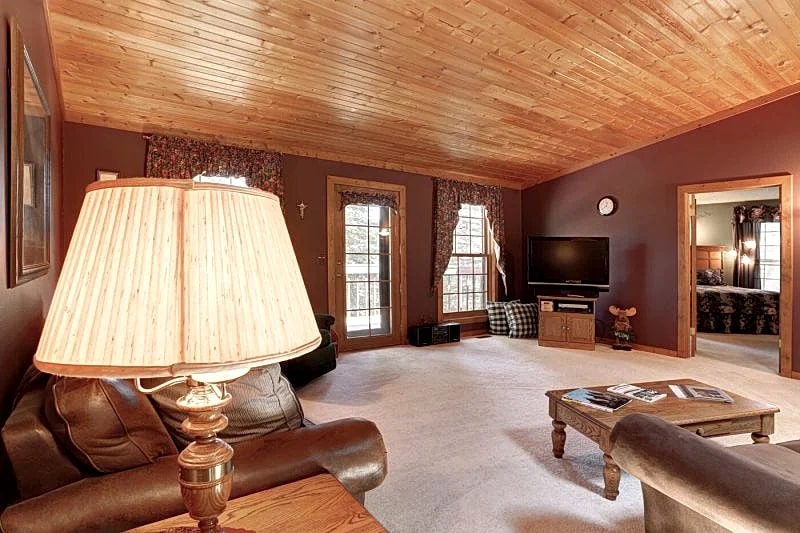 Chase`s Cabin by the Creek | Spacious 4-Bed, 2 Bath Ranch in Lead, South Dakota, United States — photo 5